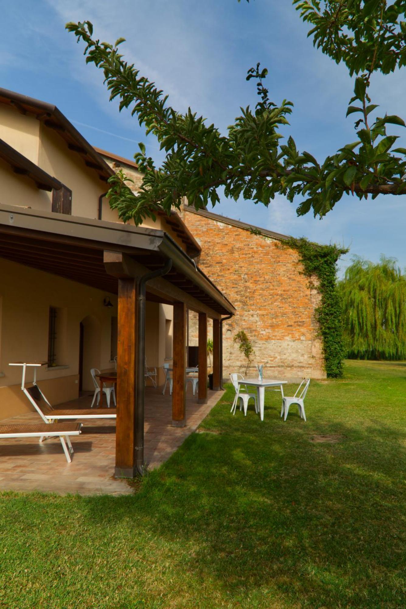 Hotel Antico Casale Caroli Gattatico Exterior foto